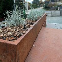 Bac à fleurs en acier Corten