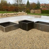 Bac à fleurs en acier Corten